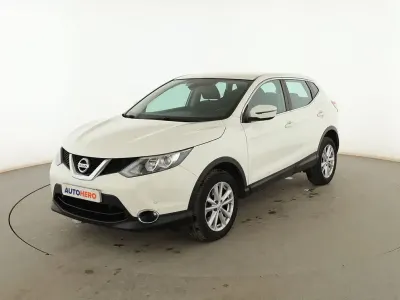 Usado Nissan Qashqai Acenta 130 CV (95 kW) 2015 Blanco SUV