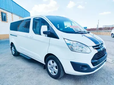 Usado Ford Transit Custom Trend 130 CV (95 kW) 2019 Blanco Van