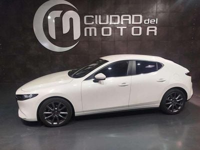 Usado Mazda 3 122 CV (89 kW) 2021 Blanco Utilitario
