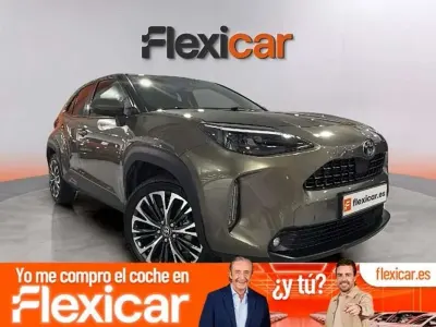 Usado Toyota Yaris Cross Style 116 CV (85 kW) 2023 Blanco SUV