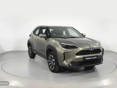 Usado Toyota Yaris Cross Active 116 CV (85 kW) 2022 Bronce SUV