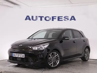 Usado Kia Rio GT-Line 120 CV (88 kW) 2020 Negro