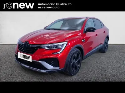 Usado Renault Arkana Engineered 94 CV (69 kW) 2023 Rojo SUV