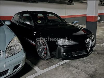 Usado Alfa Romeo 147 170 CV (125 kW) 2008 Negro Utilitario
