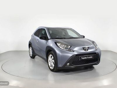Usado Toyota Aygo X Play 72 CV (52 kW) 2024 Gris SUV
