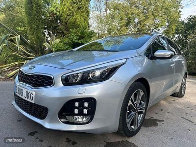 Gris Usado 2015 Kia Ceed Sportswagon GT-Line Familiar | 14.900 € (Un poco caro)