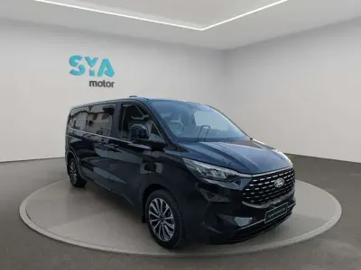 Usado Ford Tourneo Custom Titanium X 170 CV (125 kW) 2025 Negro Van