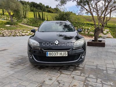 Usado Renault Mégane GrandTour Dynamique 110 CV (80 kW) 2012 Negro Familiar