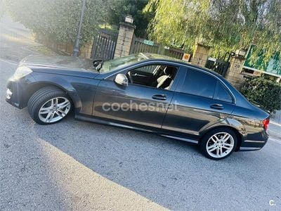 Usado Mercedes C180 Avantgarde 120 CV (88 kW) 2013 Negro Berlina