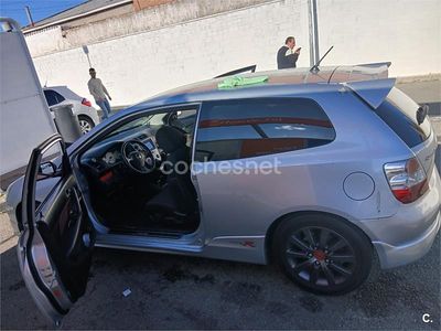 Usado Honda Civic Sport 110 CV (80 kW) 2004 Gris / plata Berlina