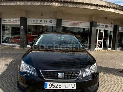 Usado Seat Leon Style 115 CV (84 kW) 2020 Negro Berlina