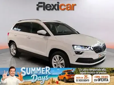 Usado Skoda Karoq Ambition 115 CV (84 kW) 2019 Blanco SUV