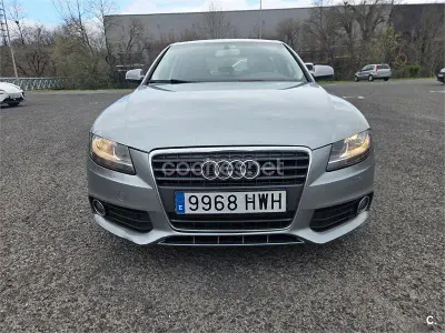 Usado Audi A4 Ambition 143 CV (105 kW) 2014 Gris / plata Berlina