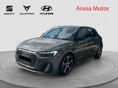 Usado Audi A1 Sportback S-Line 110 CV (80 kW) 2021 Gris / plata Utilitario