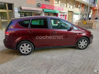 Usado Seat Altea XL Stylance 140 CV (102 kW) 2007 Granate Monovolumen