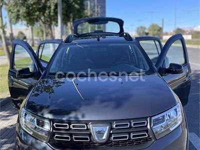 Usado Dacia Sandero 100 CV (73 kW) 2020 Gris / plata Berlina