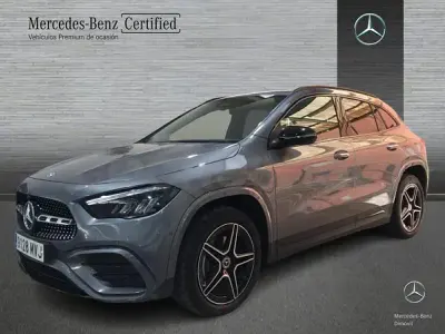 Usado Mercedes GLA250 AMG line 218 CV (160 kW) 2024 Gris montaña SUV