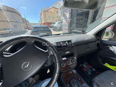 Usado Mercedes ML270 163 CV (119 kW) 2003 Beige SUV