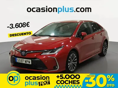 Begagnad Toyota Corolla Edition 140 HK (102 kW) 2024 Röd Sedan