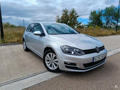 Usado VW Golf VII Edition 110 CV (80 kW) 2016 Gris / plata Berlina