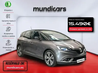 Usado Renault Scénic Zen 140 CV (102 kW) 2018 Gris / plata Monovolumen