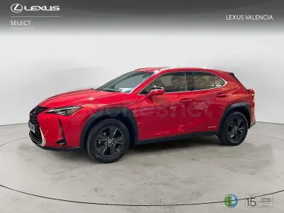 Usado Lexus UX Business Edition 184 CV (135 kW) 2022 Rojo SUV