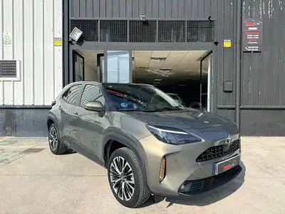 Usado Toyota Yaris Cross Active 116 CV (85 kW) 2022 Verde SUV