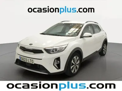 Käytetty Kia Stonic 120 HP (88 kW) 2021 Valkoinen Katumaasturi