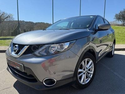Usado Nissan Qashqai Acenta 115 CV (84 kW) 2015 Gris / plata SUV