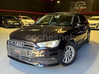 Negro Usado 2014 Audi A3 Attraction Berlina | 12.700 € (Precio justo)