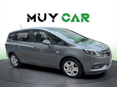 Usado Opel Zafira Family 140 CV (102 kW) 2018 Negro Monovolumen