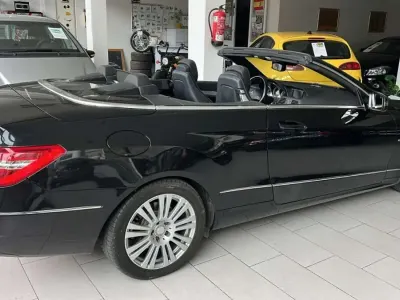 Usado Mercedes E250 204 CV (150 kW) 2011 Negro Descapotable