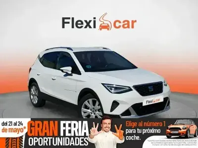 Usado Seat Arona XCELLENCE 110 CV (80 kW) 2021 Blanco SUV