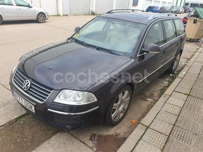 Usado VW Passat Highline 193 CV (141 kW) 2004 Gris / plata Familiar