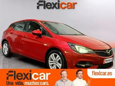 Usado Opel Astra Business Elegance 130 CV (95 kW) 2020 Rojo Berlina