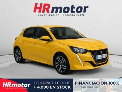 Usado Peugeot 208 Allure 102 CV (75 kW) 2021 Negro Utilitario