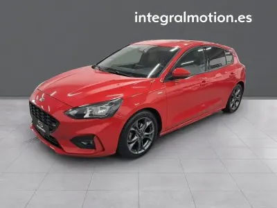 Usado Ford Focus ST-Line 125 CV (91 kW) 2019 Rojo