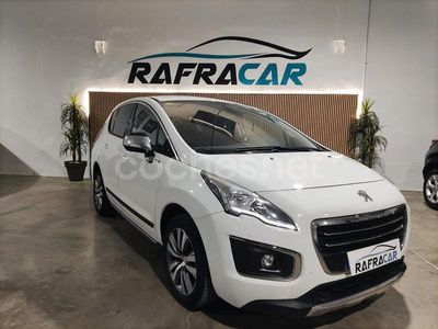 Usado Peugeot 3008 Allure 120 CV (88 kW) 2015 Blanco Berlina