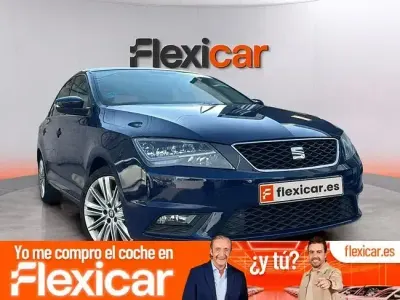 Usado Seat Toledo Style 115 CV (84 kW) 2018 Azul Utilitario