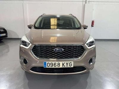 Usado Ford Kuga Vignale 180 CV (132 kW) 2019 Beige SUV
