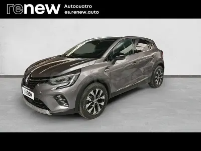 Usado Renault Captur Techno 145 CV (106 kW) 2023 Gris / plata SUV