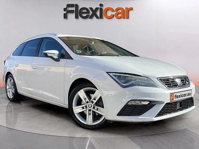 Usado Seat Leon ST FR 150 CV (110 kW) 2018 Blanco Familiar