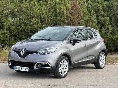 Käytetty Renault Captur Life 90 HP (66 kW) 2014 Harmaa Katumaasturi