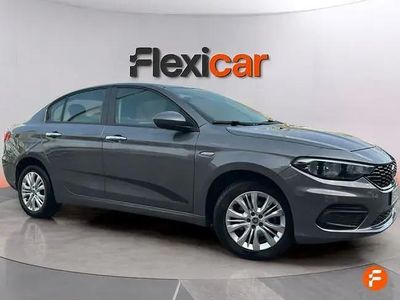Usado Fiat Tipo Easy 95 HP (69 kW) 2019 Cinzento Sedan