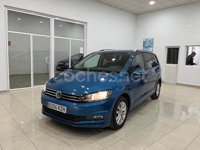 Azul Usado 2019 VW Touran Advance Monovolumen | 17.999 € (Precio justo)