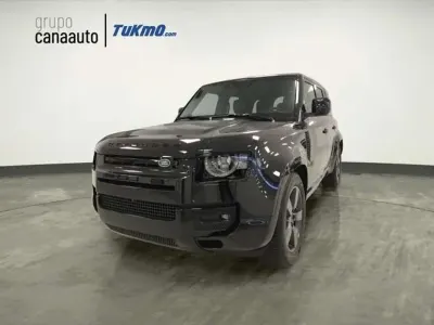 Usado Land Rover Defender SE Dynamic 300 CV (220 kW) 2025 Negro SUV