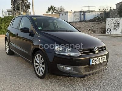 Käytetty VW Polo Advance 75 HP (55 kW) 2012 Musta Viistoperä