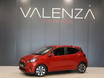 Nuevo Hyundai i10 62 CV (45 kW) 2026 Rojo Utilitario