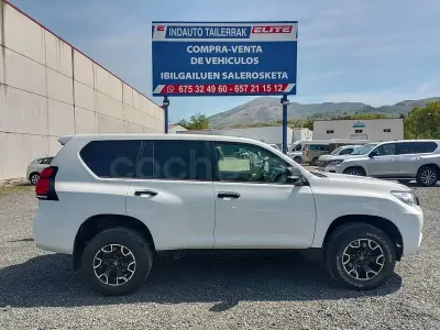 Usado Toyota Land Cruiser 177 CV (130 kW) 2019 Blanco SUV