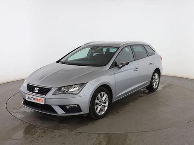 Gris Usado 2019 Seat Leon Style Familiar | 12.599 € (Precio justo)
